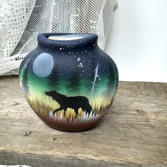 Native American Pottery Mini Pot Pottery Wolf Signed Ceder Mesa - Picture 5 of 5